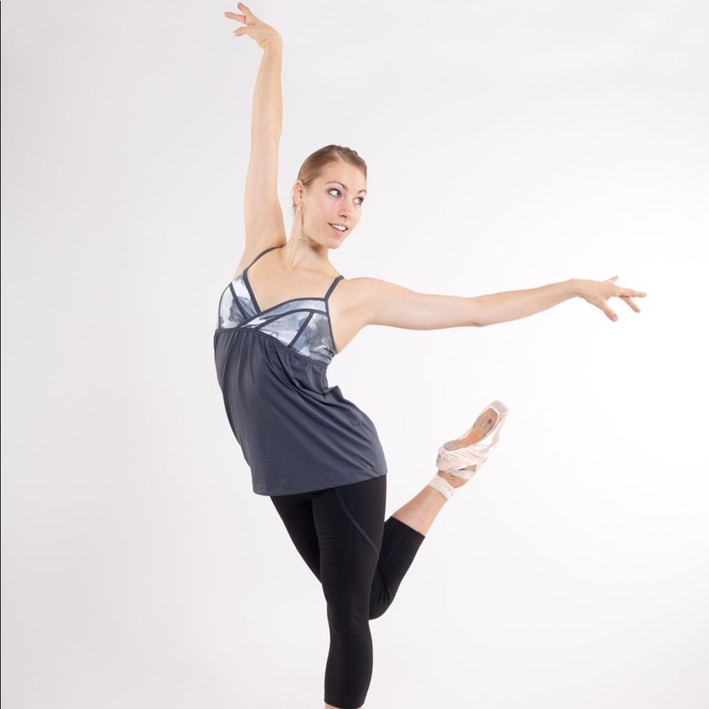 Lululemon Rehearsal Tank
